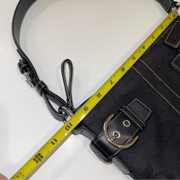 COACH BLACK SIGNATURE CANVAS & LEATHER SLIM DUFFLE SHOULDER BAG VINTAGE - Picture 15 of 17